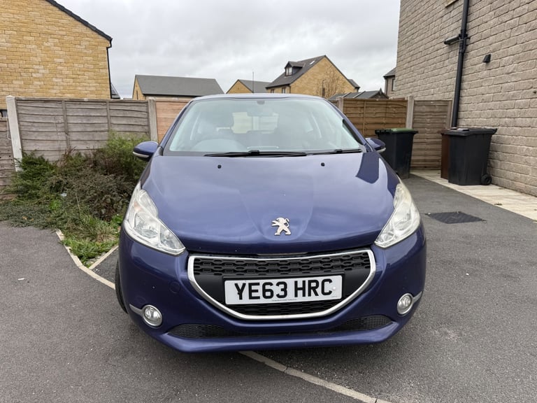 Peugeot, 208, Hatchback, 2013, Manual, 1199 (cc), 3 doors , 12m MOT
