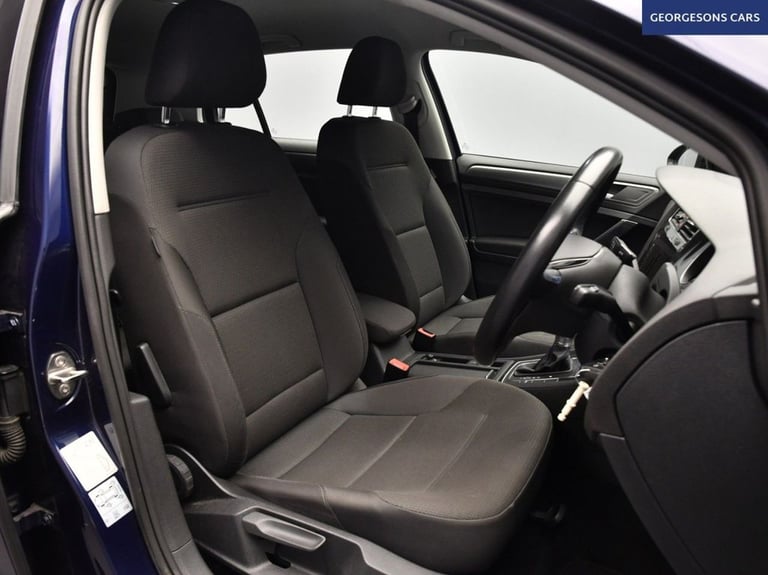 2019 Volkswagen Golf 35.8kWh e-Golf Hatchback 5dr Electric Auto (136 ps) Hatchback Automatic