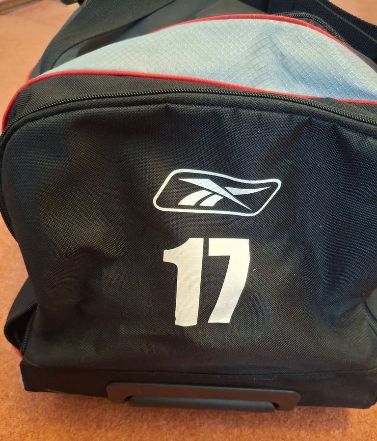 Retro Wales Reebok No 17 Squad Issue Kit Bag.Wheeled with extendable handle + carrying straps.