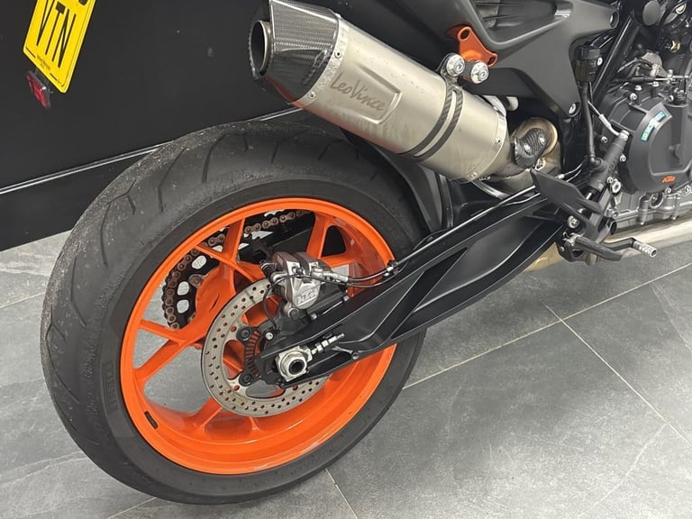 KTM 790 DUKE