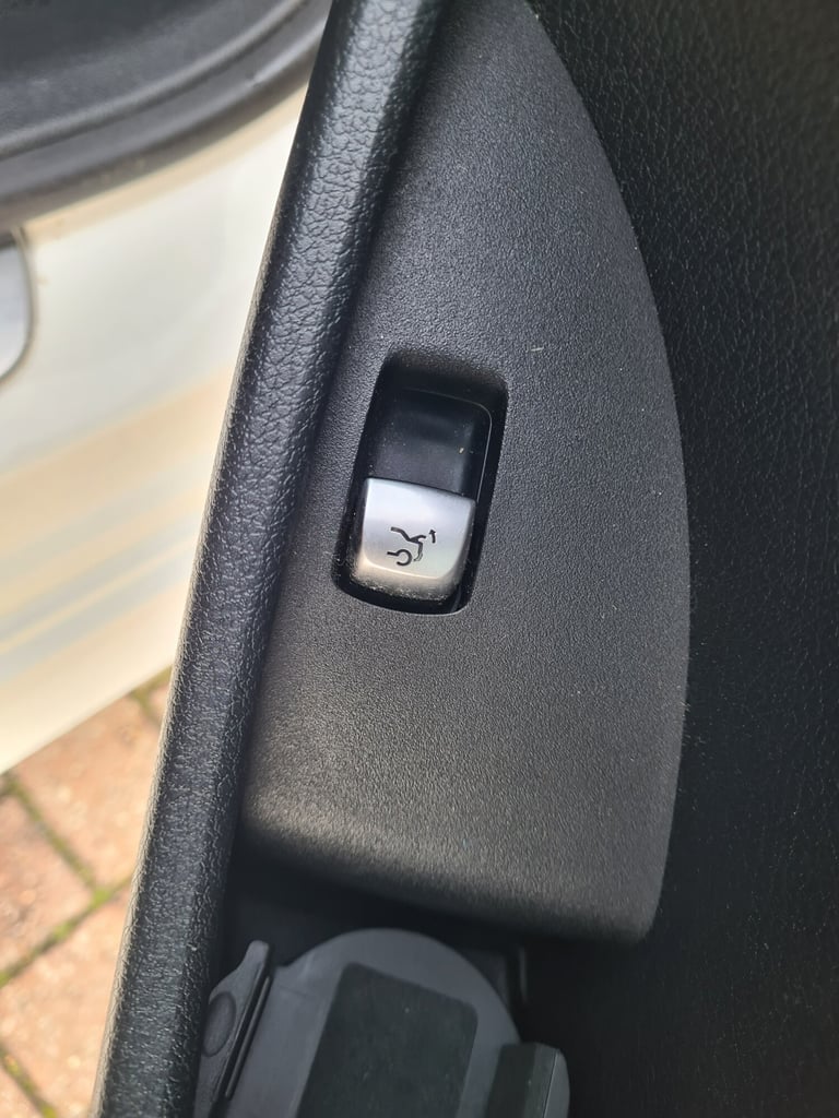 2018 Mercedes-Benz E Class E220d AMG Line 2dr 9G-Tronic COUPE Diesel Automatic