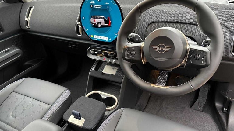 2024 MINI Countryman 150kW E Classic 66kWh 5dr Auto Hatchback Electric Automatic