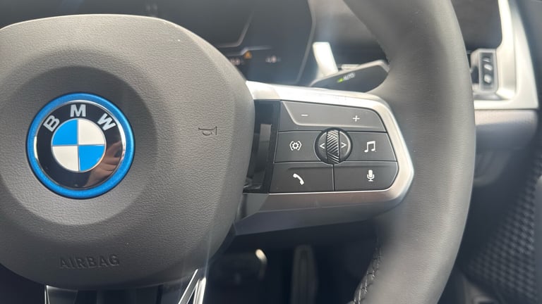 2025 BMW iX2 150kW eDrive20 M Sport 65kWh 5dr Auto [Tech/Pro] Electric Hatchback Hatchback Electr...