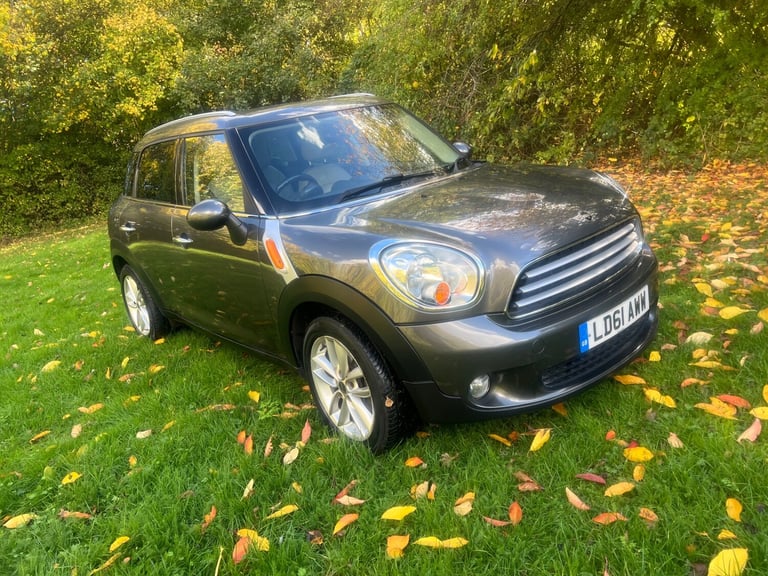 2011 MINI Countryman 1.6 Cooper 5dr Auto HATCHBACK Petrol Automatic