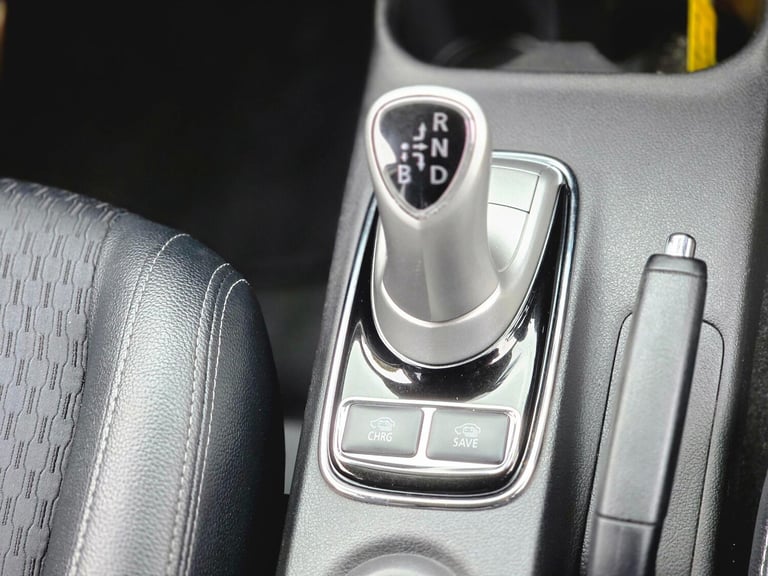 2014 Mitsubishi Outlander 2.0h 12kWh GX3h CVT 4WD Euro 5 (s/s) 5dr ESTATE Petrol/Electric Hybrid ...