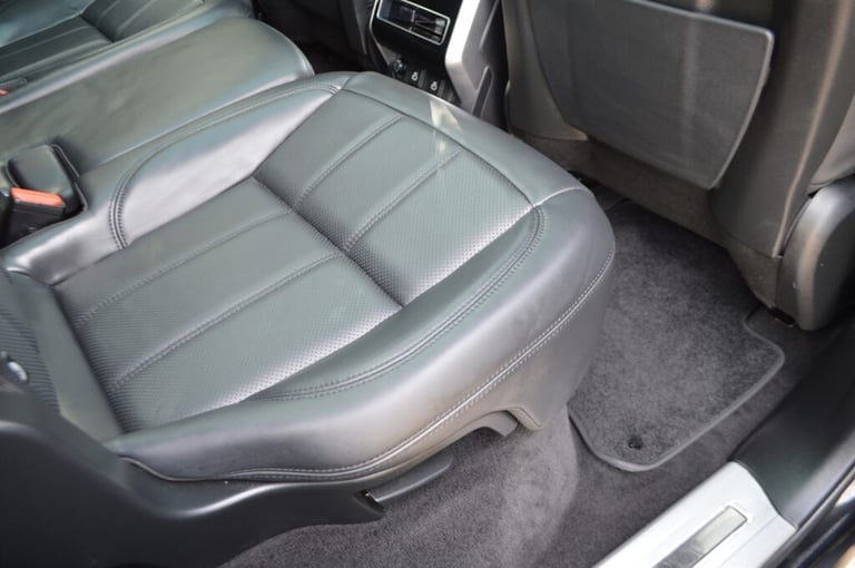 2022 Land Rover Range Rover Sport 3.0 D300 MHEV HSE Dynamic Black SUV 5dr Diesel Auto 4WD Euro 6 ...