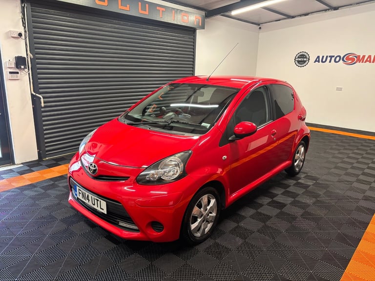 2014 Toyota AYGO 1.0 VVT-i Move with Style 5dr HATCHBACK Petrol Manual