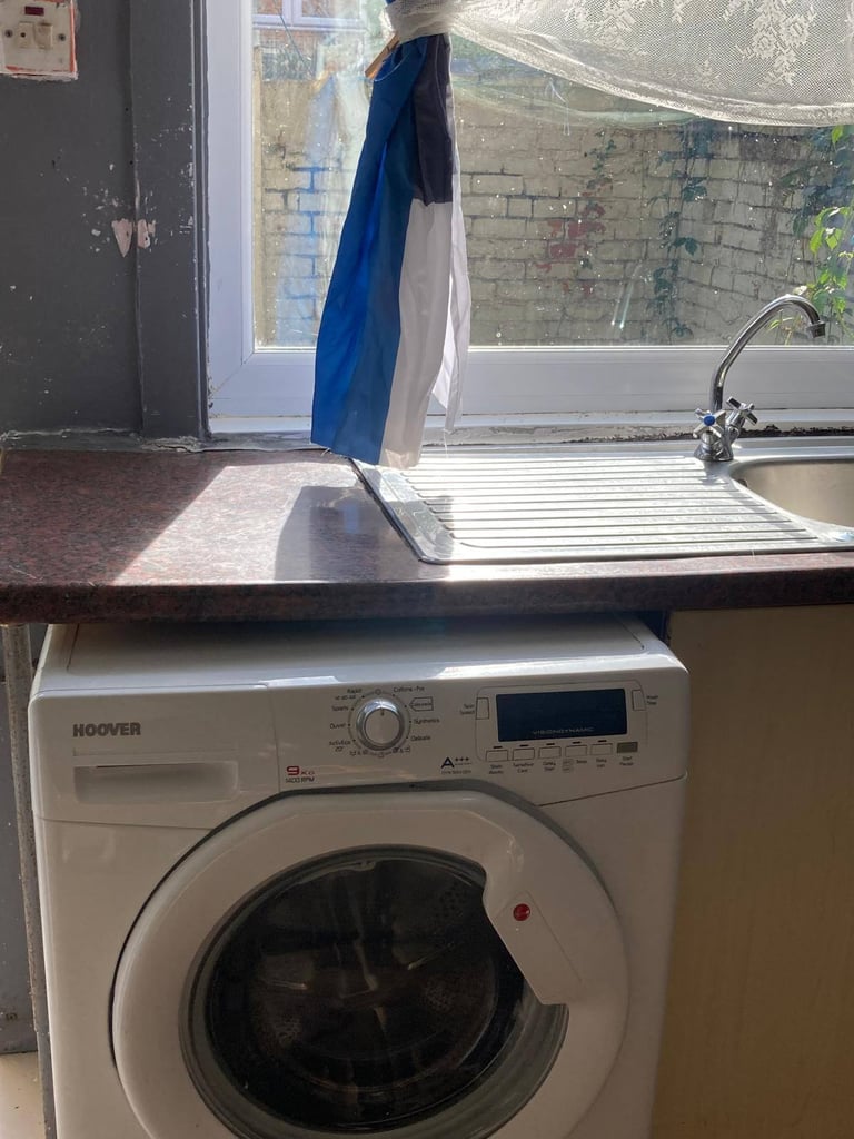 Fully furnished 3 Bed terrace house 