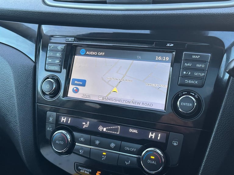 2014 Nissan Qashqai 1.2 DIG-T Acenta Premium 2WD Euro 5 (s/s) 5dr HATCHBACK Petrol Manual