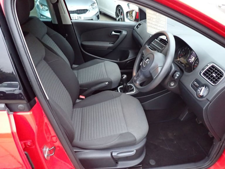 2013 13 VOLKSWAGEN POLO 1.2 MATCH EDITION HATCHBACK 5DR PETROL MANUAL EURO 5 (70