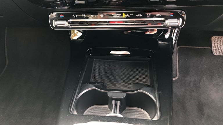 2019 Mercedes-Benz A-Class A 200 SPORT AUTO Saloon Petrol Automatic