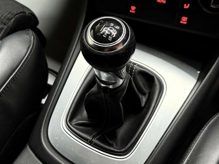 2016 Audi Q3 2.0 Q3 S Line Nav TDI 5dr SUV Diesel Manual