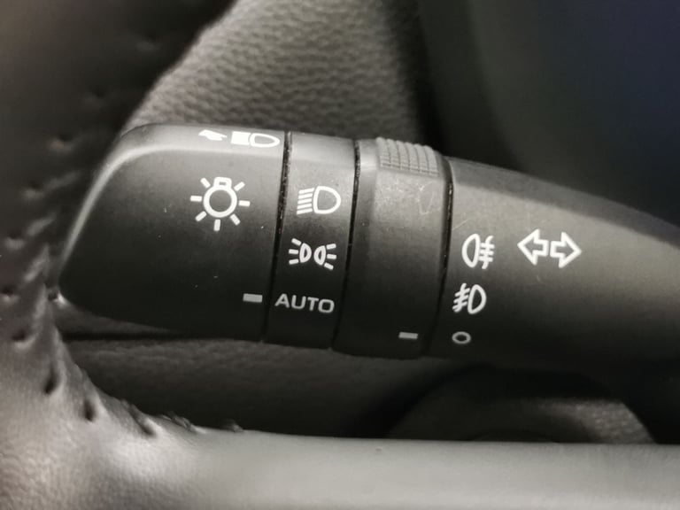 2020 Toyota RAV4 2.5 VVT-h Design SUV 5dr Petrol Hybrid CVT Euro 6 (s/s) (218 ps) - LED - RE Suv ...