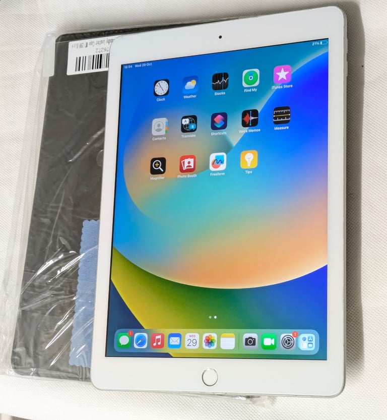 iPad 6 32GB WiFi and Sim Download any app for work, business, kids, or personal use