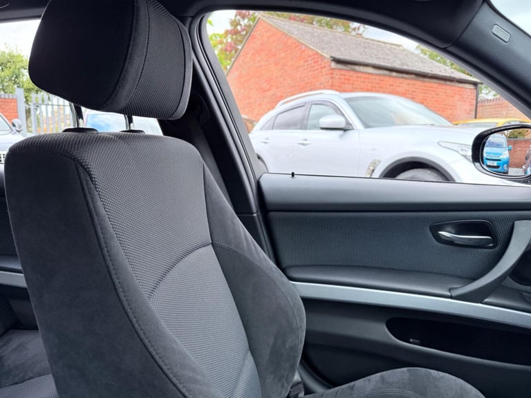 2011 BMW 3 Series 2.0 318i M Sport Touring Euro 5 (s/s) 5dr ESTATE Petrol Manual