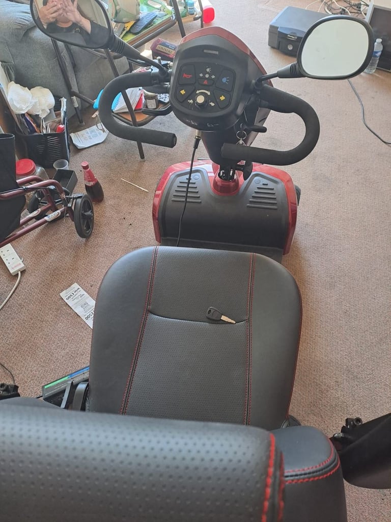 Mobility scooter 
