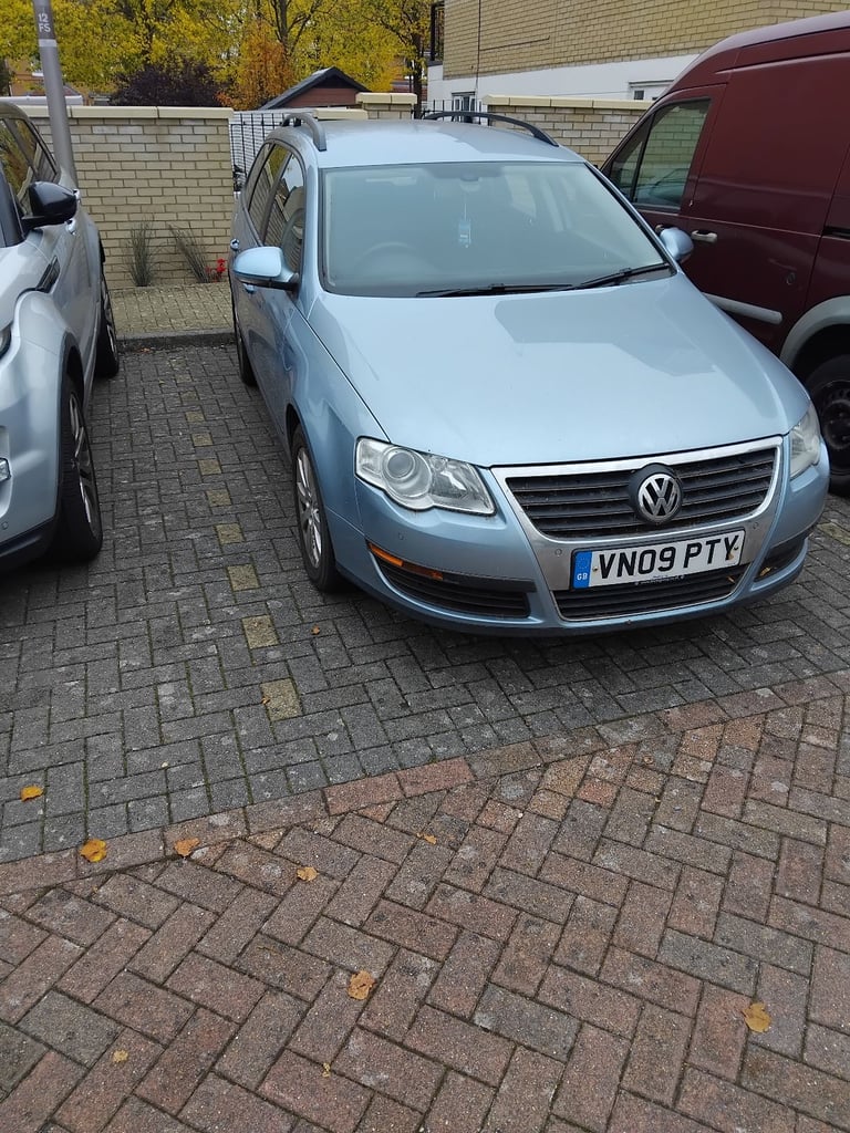 Volkswagen, PASSAT, Estate, 2009, Manual, 1798 (cc), 5 doors