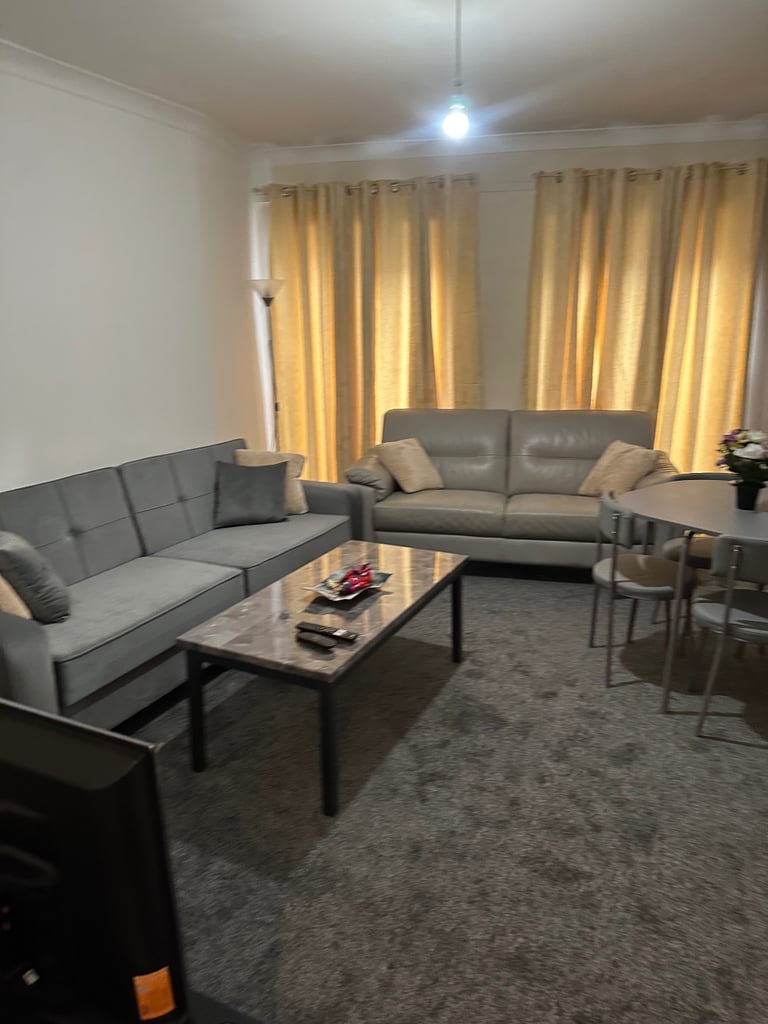 Ground floor 2 bed flat 