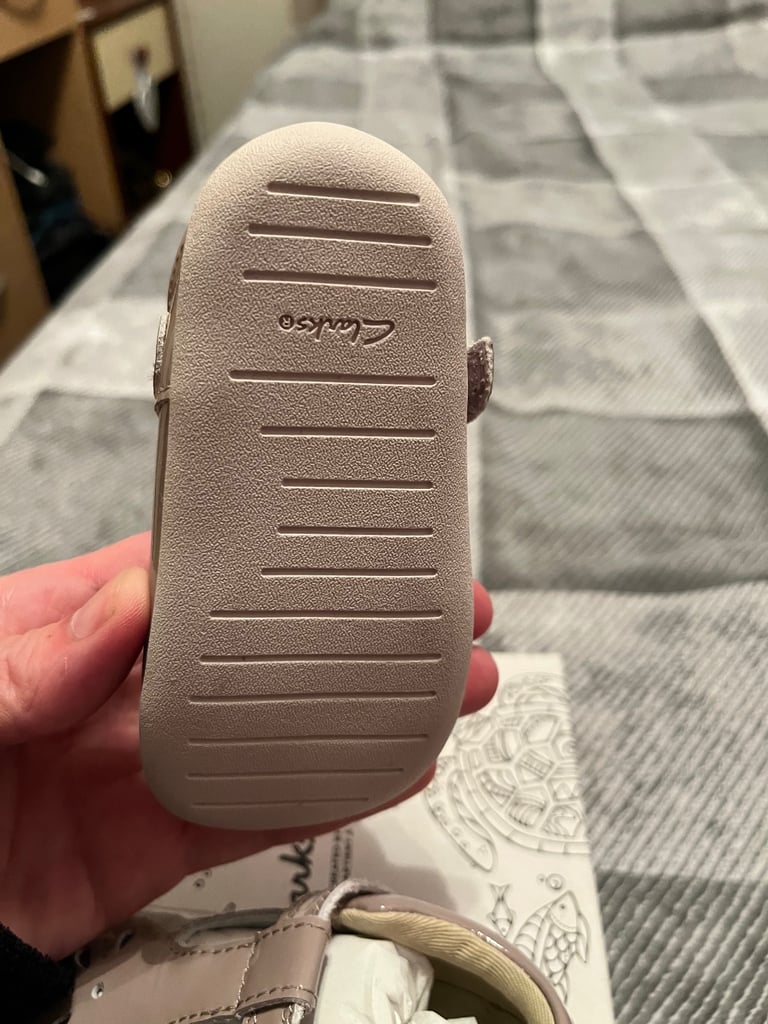 Small shoes new not used 