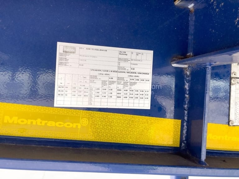 MONTRACON FLATBED 40FT TRI AXLE TRAILER