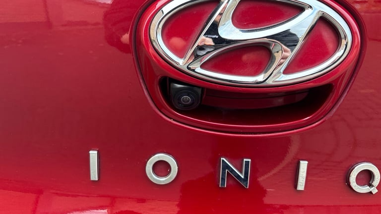 2020 Hyundai IONIQ 1.6 GDi Hybrid 1st Edition 5dr DCT HATCHBACK PETROL/ELECTRIC Automatic
