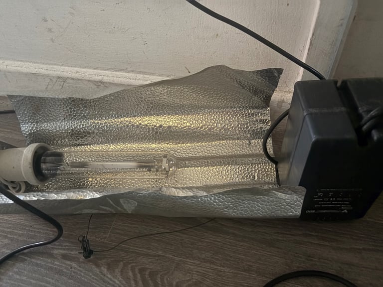 image for Grow light and ballast 