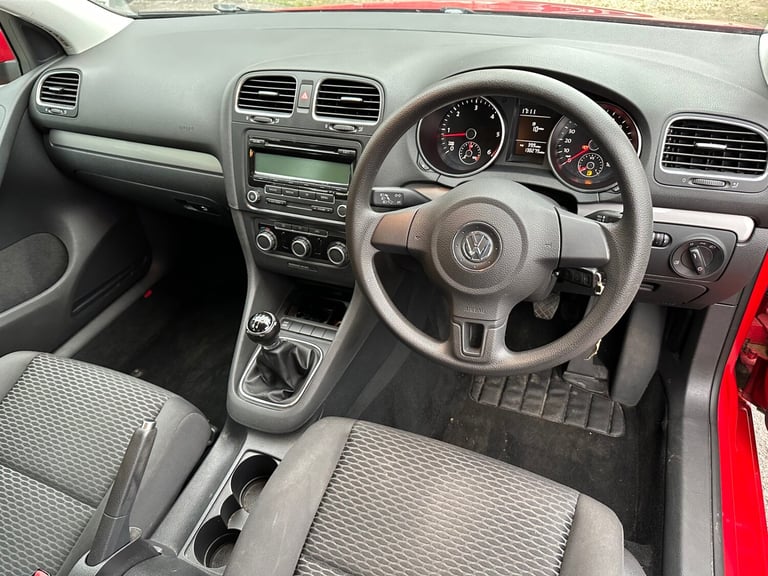 2009 Volkswagen Golf 1.6 TDi 105 S 5dr HATCHBACK Diesel Manual