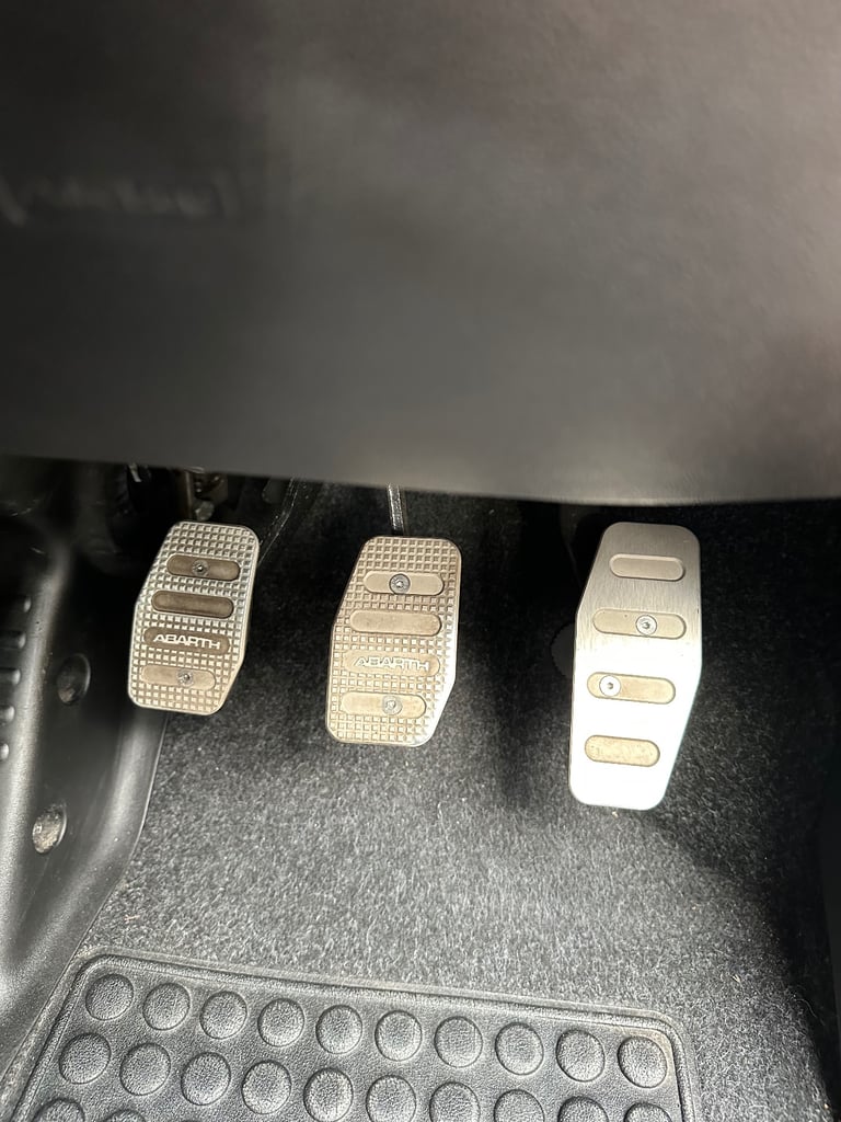 Abarth, 595, Hatchback, 2017, Manual, 1368 (cc), 3 doors