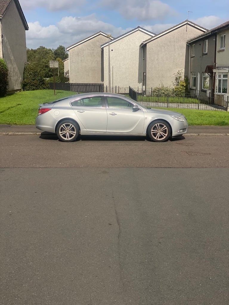 Vauxhall, INSIGNIA, Hatchback, 2011, Manual, 1796 (cc), 5 doors