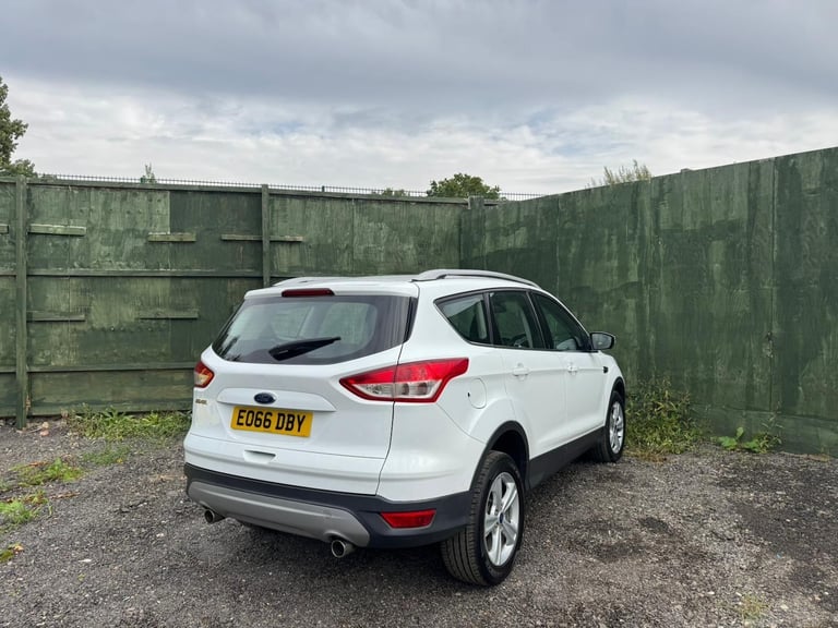 2016 Ford Kuga 2.0 TDCi EcoBlue Zetec Powershift AWD Euro 6 (s/s) 5dr HATCHBACK Diesel Automatic
