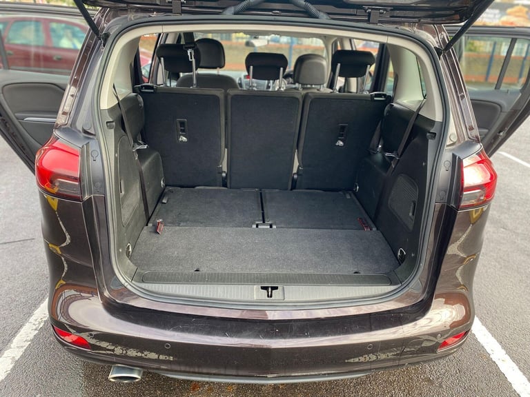 2014 Vauxhall Zafira Tourer 2.0 CDTi Exclusiv Auto Euro 5 5dr MPV Diesel Automatic
