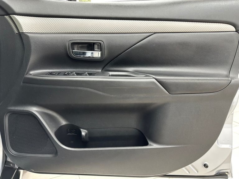 2013 Mitsubishi Outlander 2.2 DI-D GX4 5dr ESTATE DIESEL Manual