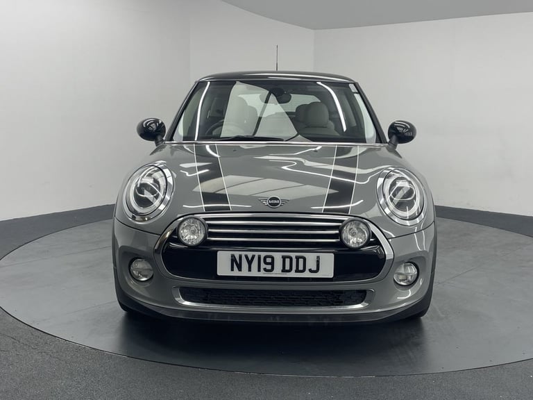 2019 MINI Hatch 1.5 Cooper Exclusive Hatchback 3dr Petrol Manual Euro 6 (s/s) (136 ps) Hatchback ...