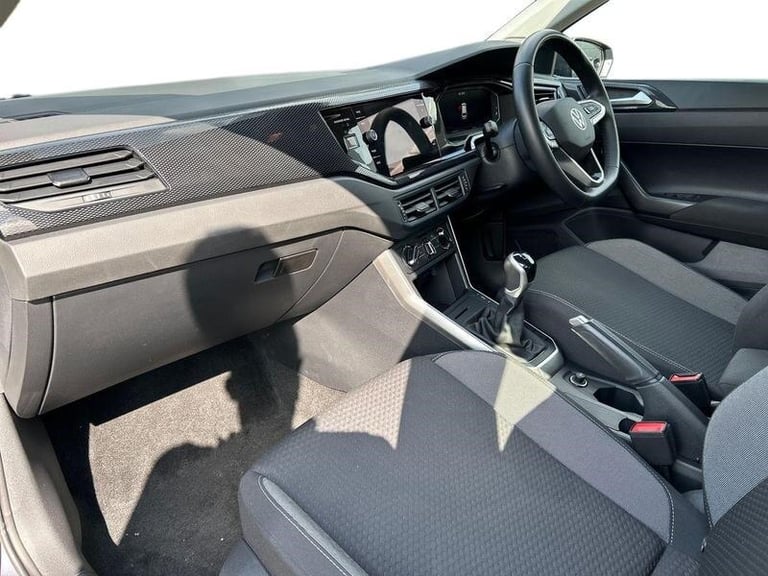 2022 Volkswagen Polo Life 1.0 TSI 95PS 5-speed Manual 5 Door MANUAL Hatchback Petrol Manual