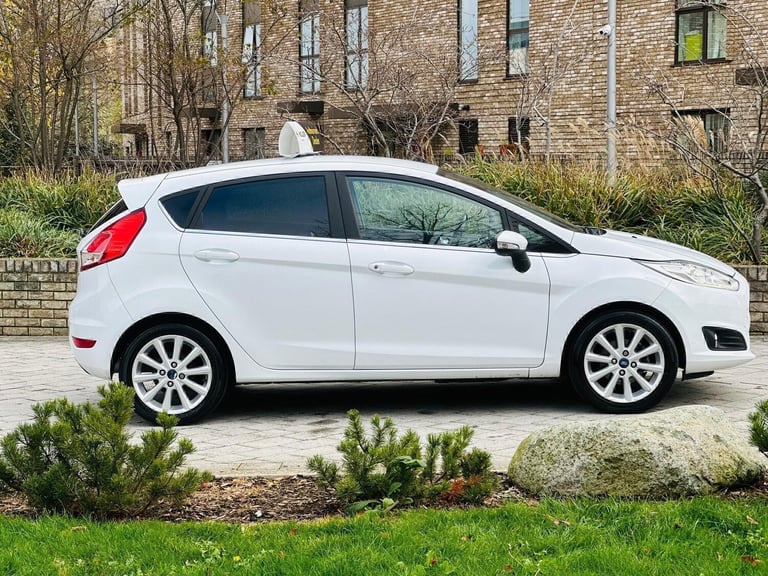 2015 Ford Fiesta 1.0T EcoBoost Titanium Hatchback 5dr Petrol Manual Euro 6