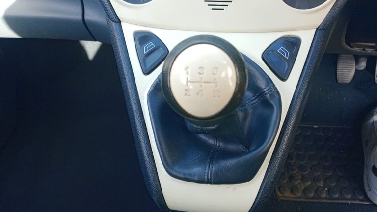 2013 Ford Ka 1.2 Edge 3dr [Start Stop] *SEPT 26 MOT* HATCHBACK Petrol Manual