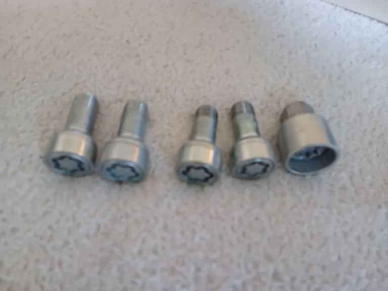 image for Toyota Locking Wheel Nut Set 5 Piece (2024-25)