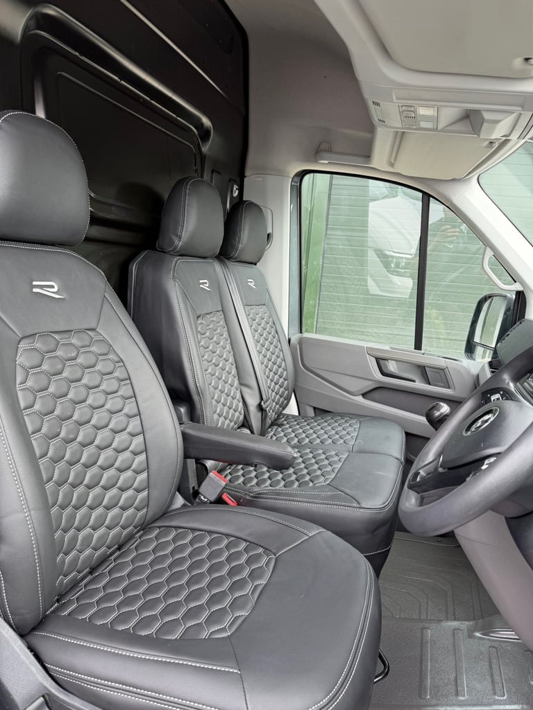 VOLKSWAGEN CRAFTER TRENDLINE 2.0TDI 140 MWB GREY EURO 6 ***VAT INCLUDED***