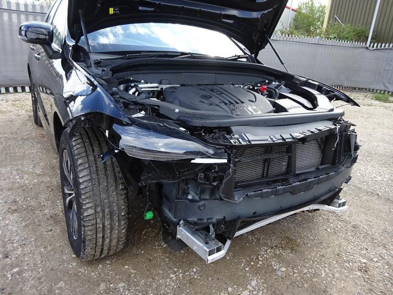 2024 74 REG VOLVO XC60 CORE B5 AWD AUTO DAMAGED REPAIRABLE SALVAGE
