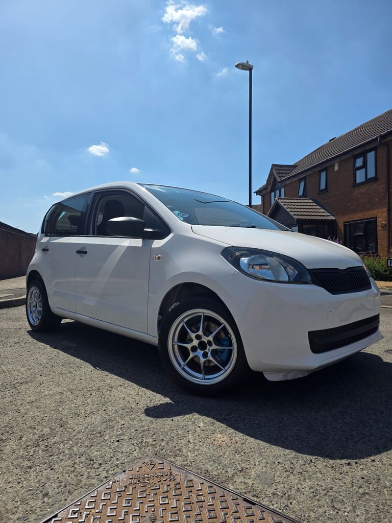 Skoda, CITIGO, Hatchback, 2013, Manual, 999 (cc), 5 doors
