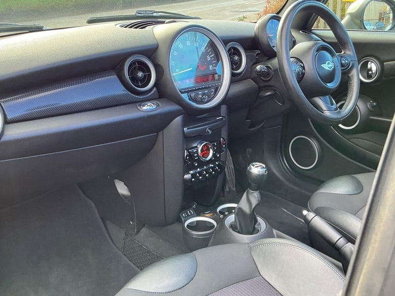 2015 MINI Convertible 1.6 Cooper S 2dr CONVERTIBLE PETROL Manual