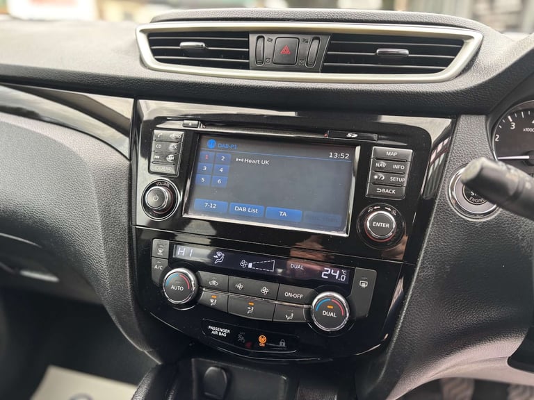 2015 Nissan Qashqai 1.2 Qashqai N-Tec DiG-T 5dr SUV Petrol Manual