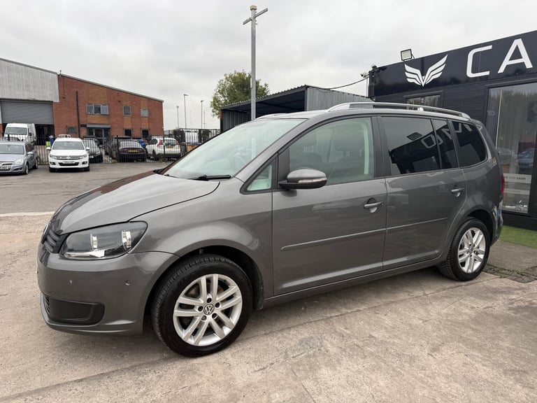 2013 Volkswagen Touran 1.6 TDI 105 BlueMotion Tech SE 5dr MPV Diesel Manual