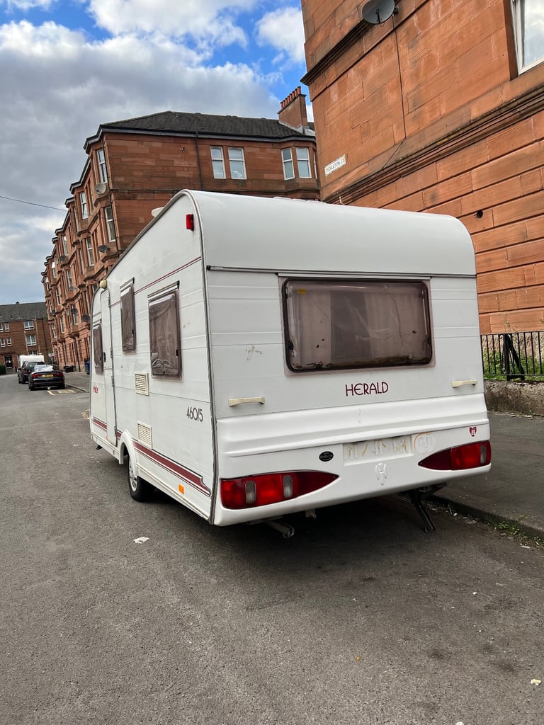 Caravan elddis 