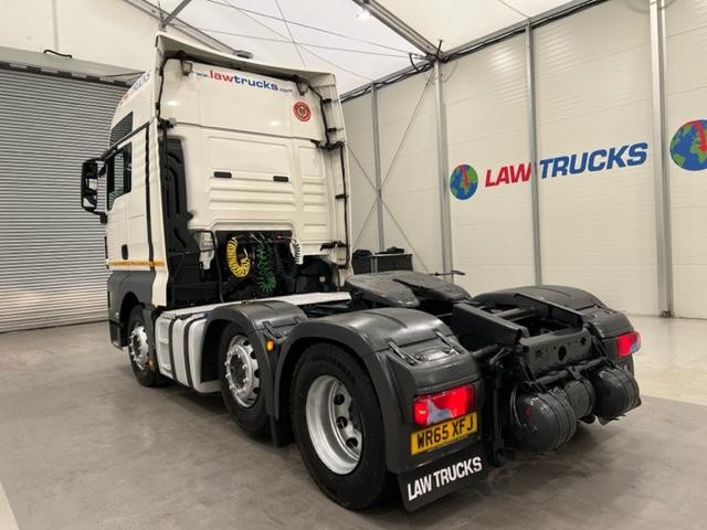MAN TGX 26.440 6x2 Midlift Tractor Unit