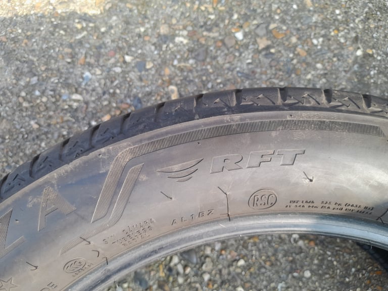 Set of Bridgestone Alenza 245 50 19 Tyres Runflat in West London Area
