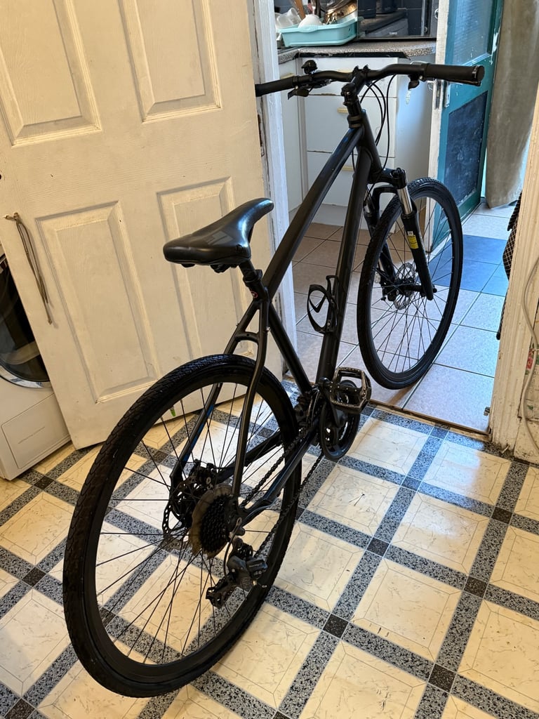 image for Selling My Sports Bicycle 8 Gear Purchased Recently £370 but Now Special offer £200 