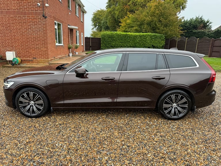 2021 21 VOLVO V60 2.0 T6 - PETROL HYBRID - 340Ps - AWD - INSCRIPTION - 1 OWNER -
