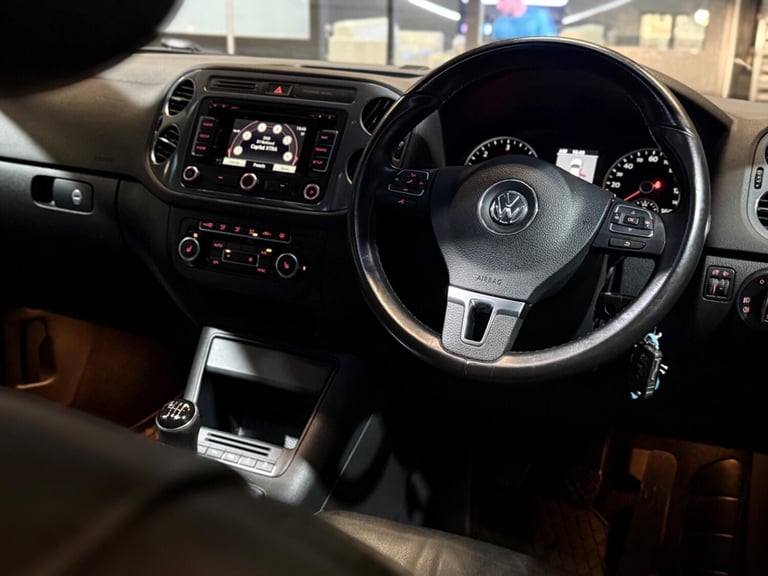 2014 Volkswagen Tiguan 2.0 TDI BlueMotion Tech Match 4WD Euro 5 (s/s) 5dr ESTATE Diesel Manual