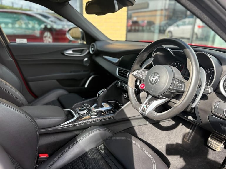 2022 Alfa Romeo Giulia 2.9 V6 Bi-Turbo Quadrifoglio Saloon 4dr Petrol GPF Auto Euro 6 (s/s) (510 ...